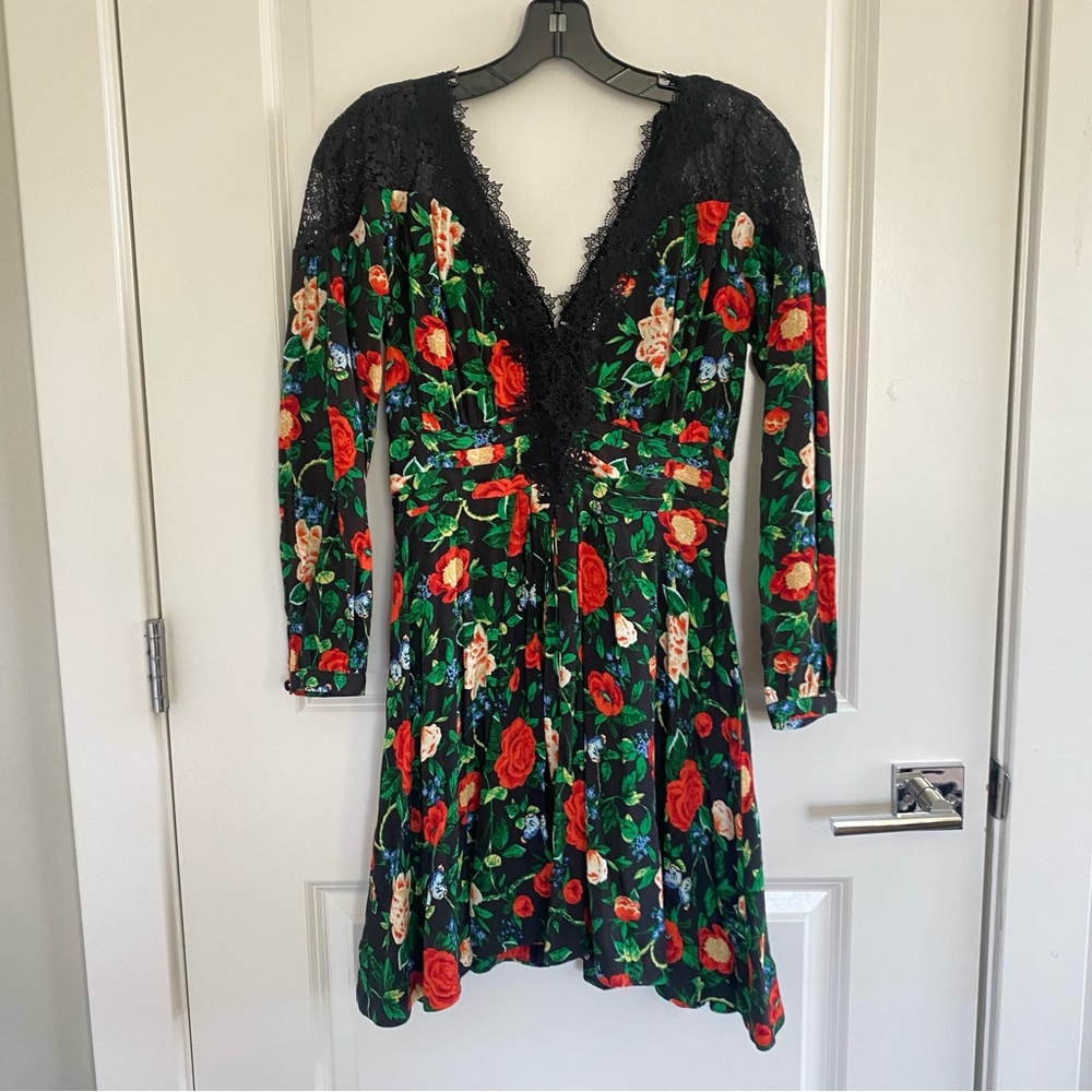 By Anthropologie Floral Lacy V-Neck Mini Dress NWT - Picture 7 of 7